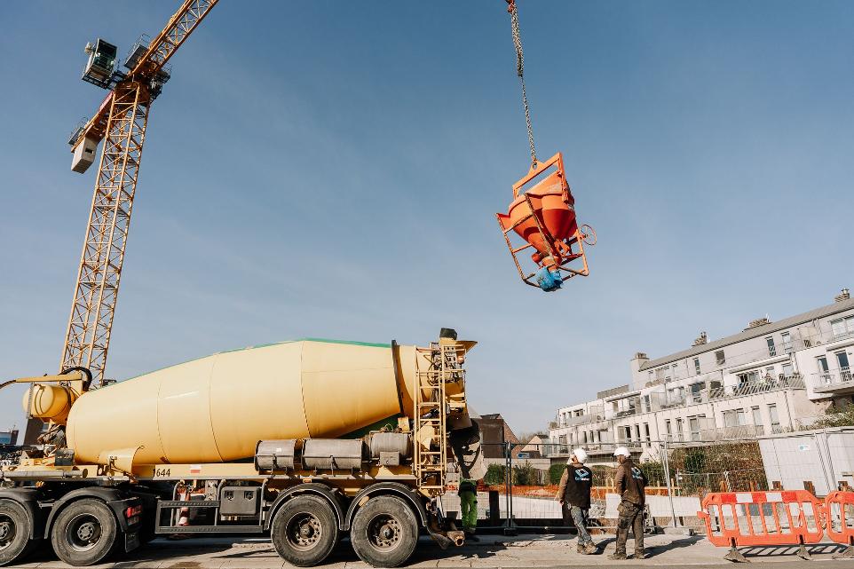 Concrete mixer truck